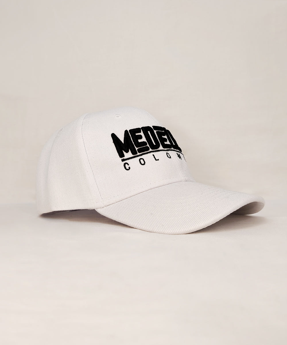 GORRA BORDADA